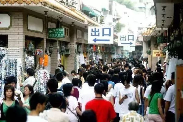 状元坊人多的时候,状元坊群雄逐鹿