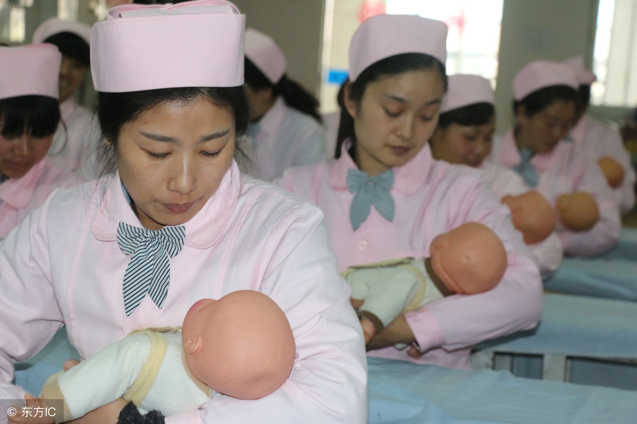 怎样找到放心的保姆带小孩,担心育儿嫂虐待孩子怎么签合同