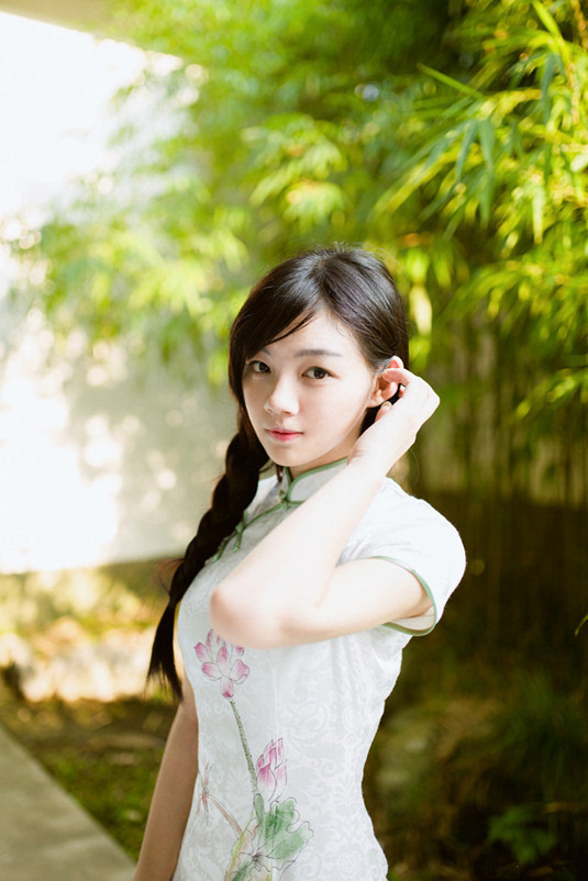 有钱女的失恋和没钱女的失恋,失恋后只想搞钱是为什么