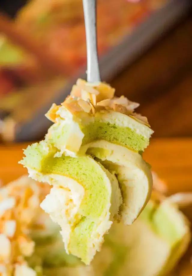 转角遇到猪？！魔都首家粉猪餐厅，吃完变精致的猪猪女孩！