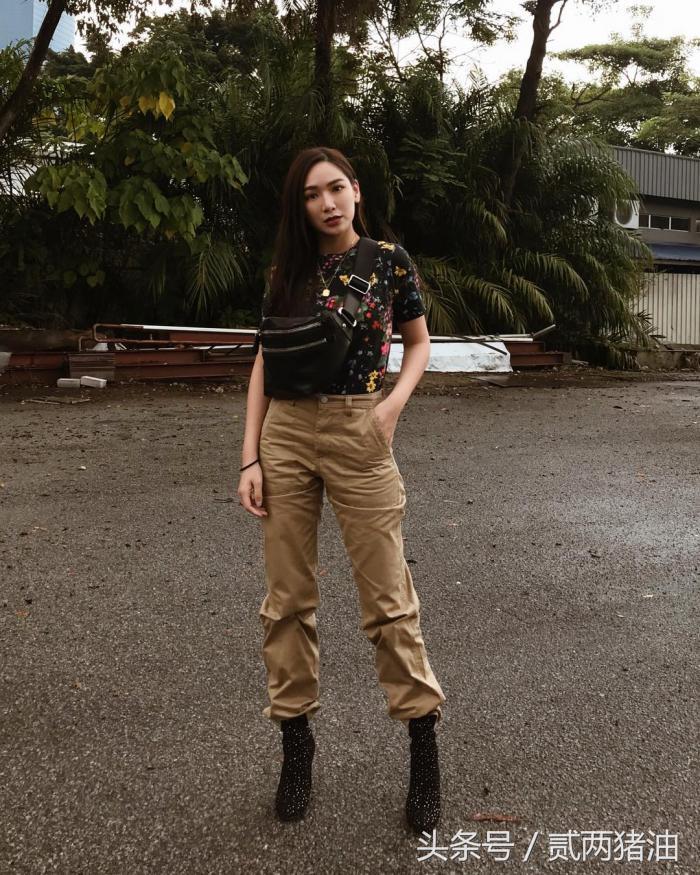 别再一成不变的穿你的Tee了，来些不一样的吧~