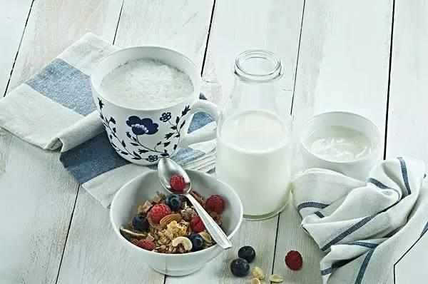 宝妈产后抑郁症的症状,什么是产后抑郁症的表现