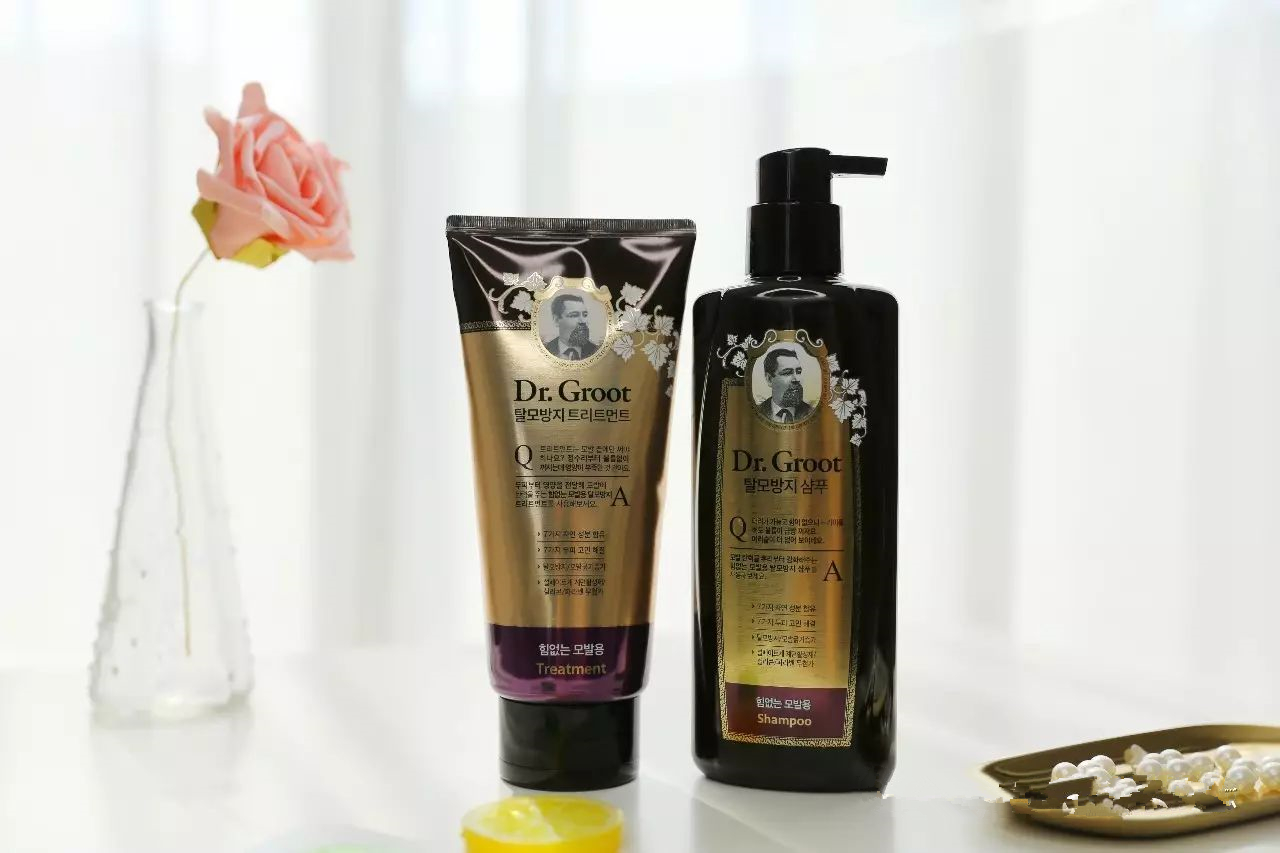 从怀孕就开始脱发产后还是脱发,从怀孕到现在第一次剪发