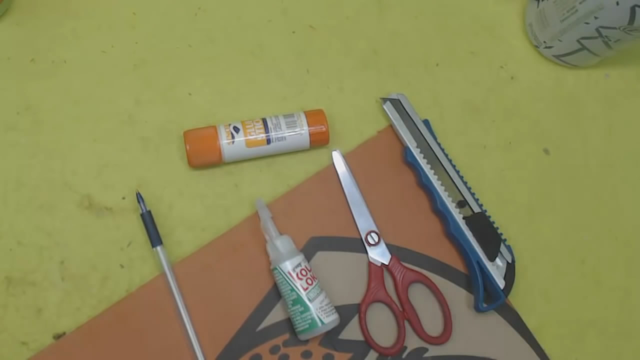 用易拉罐做手工艺品简单易学,易拉罐做手工艺品制作方法