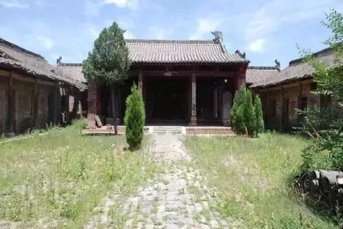 中国十大绝壁攀岩,国内悬崖攀岩景区排名榜