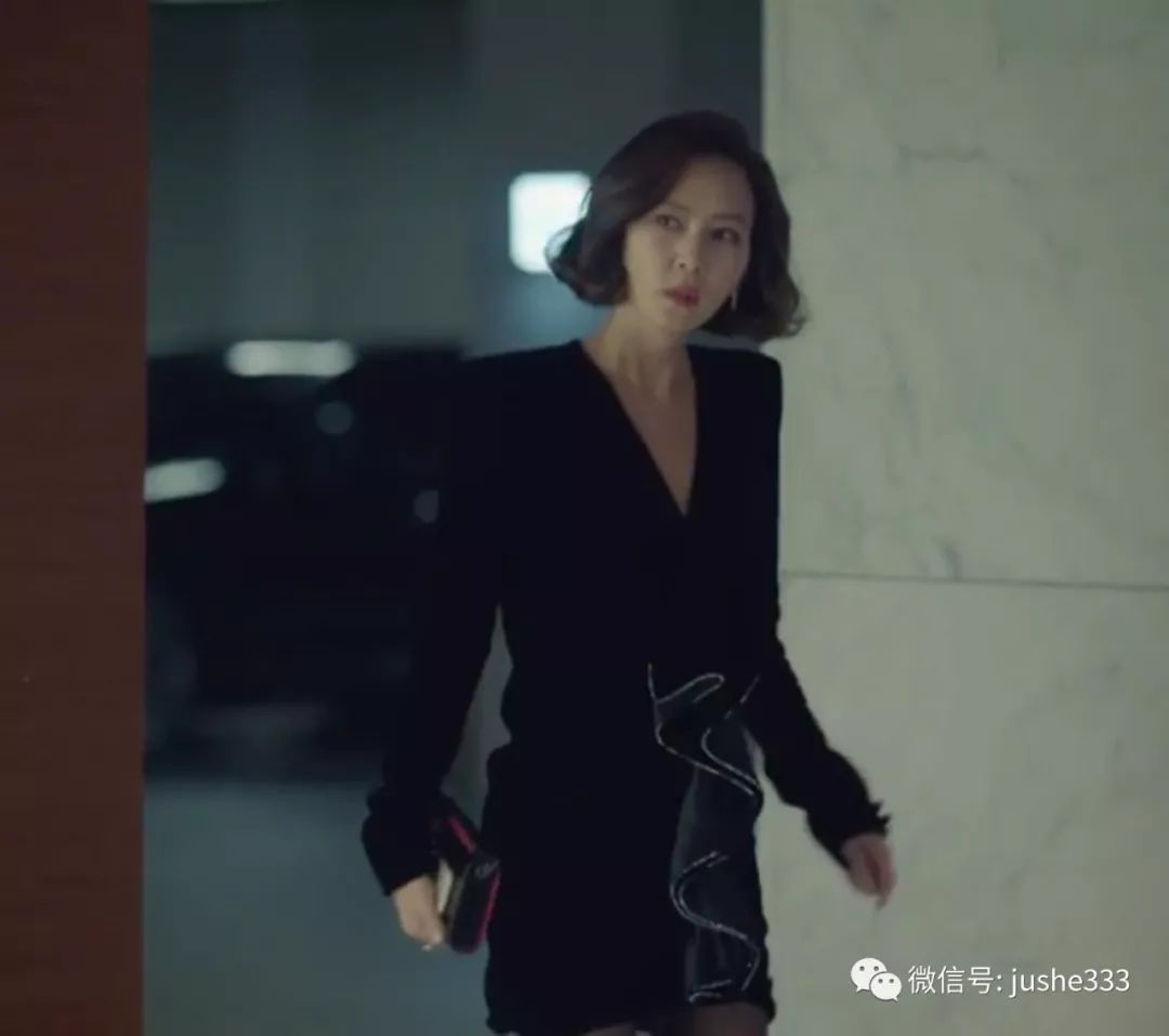 揭秘今冬最新流行的时尚品牌 (最受年轻人欢迎的快时尚品牌)