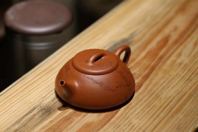 只用了一次的紫砂壶可以换茶叶吗,用紫砂壶喝茶需要茶滤吗