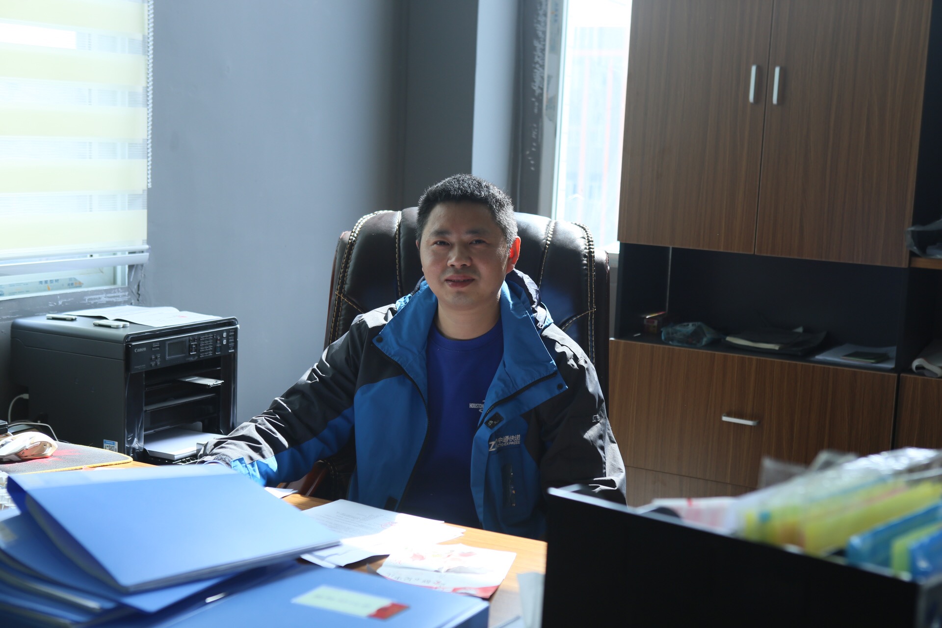 牛！这个重庆网点把微商做得“火辣”