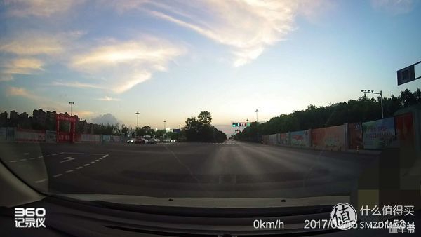 行车记录仪装暗线,行车记录仪专用安装方法