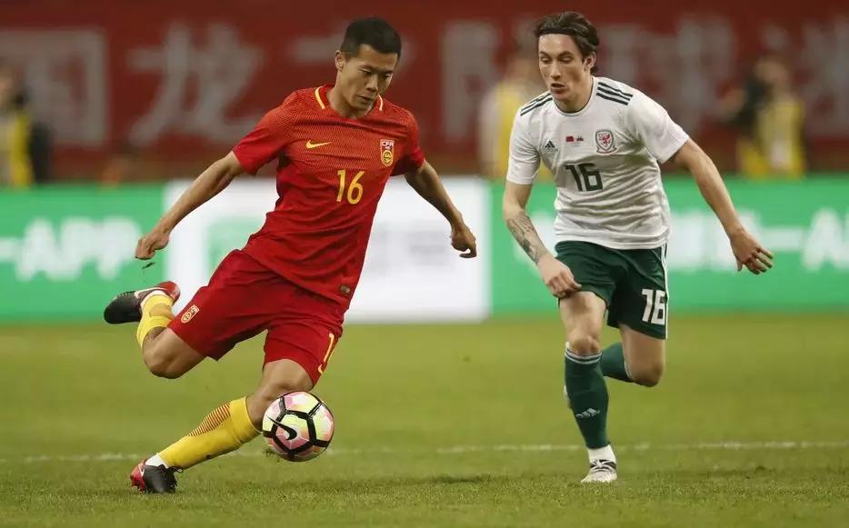 国足惨败新闻,里皮国足输了几场