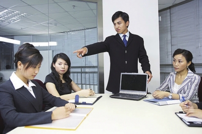 职场上被领导骂了如何开导自己,职场被经理批评应该怎么调整心态