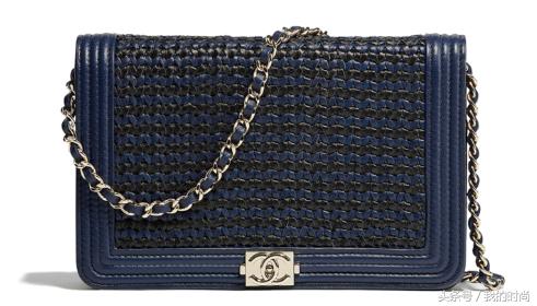 ChanelClutchwithChain最新款千万要慎入呀，看了就想买！