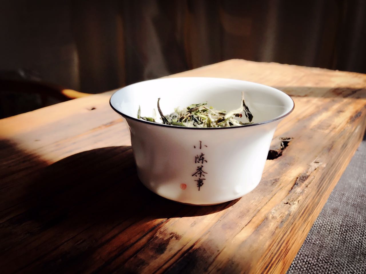 白茶有什么优劣,白茶是阴山茶好喝还是阳山茶好喝