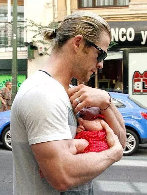 发现一枚比杜江更宠妻，比小贝会带娃的男神！颜值高更顾家的男神