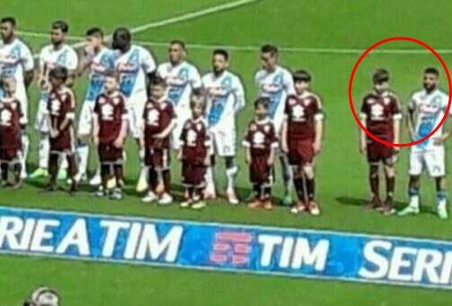 地表最强1米64又被黑,全场最矮配最高球童,1年内第4次了!