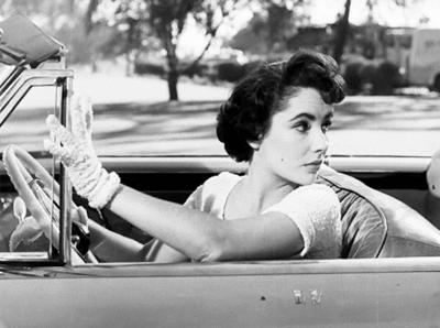 一代艳后赵飞燕的故事,一代艳后的传奇故事