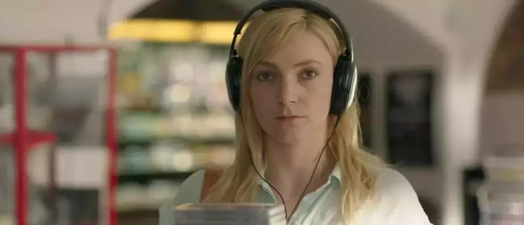 这部电影残酷到让人不忍看第二遍,一部非常血腥的电影