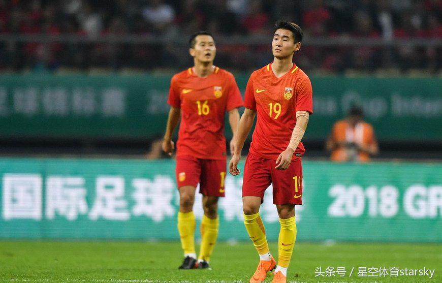 把球迷当傻子？国足罪人为找借口拼了，但理由能不能靠谱点？