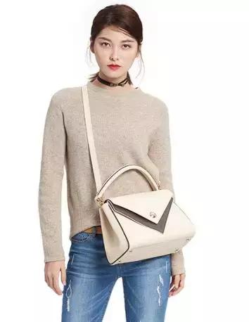 lv和dior包包哪个档次高,gucci和lv包包哪个值得买