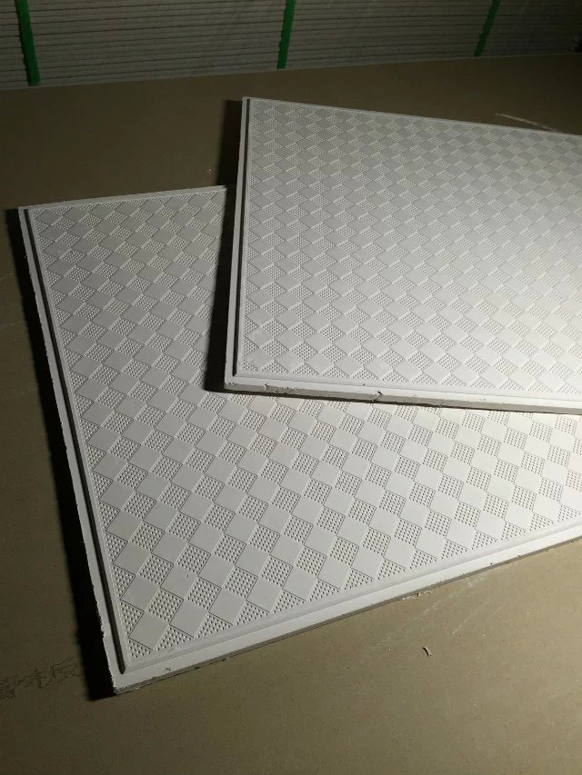 冬天吊顶石膏板开裂是怎么回事,石膏板吊顶怎样才不会开裂