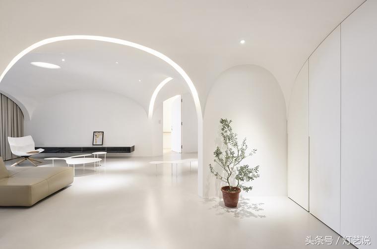 别墅顶层露天穹顶,山顶玻璃穹顶别墅