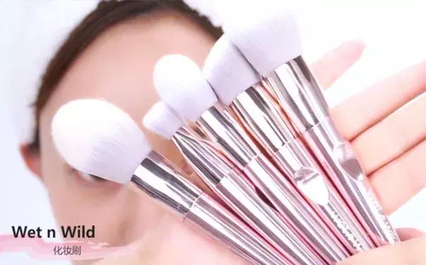 春夏赶紧备起来的美妆好物,开春帮你挑了20双好看单鞋