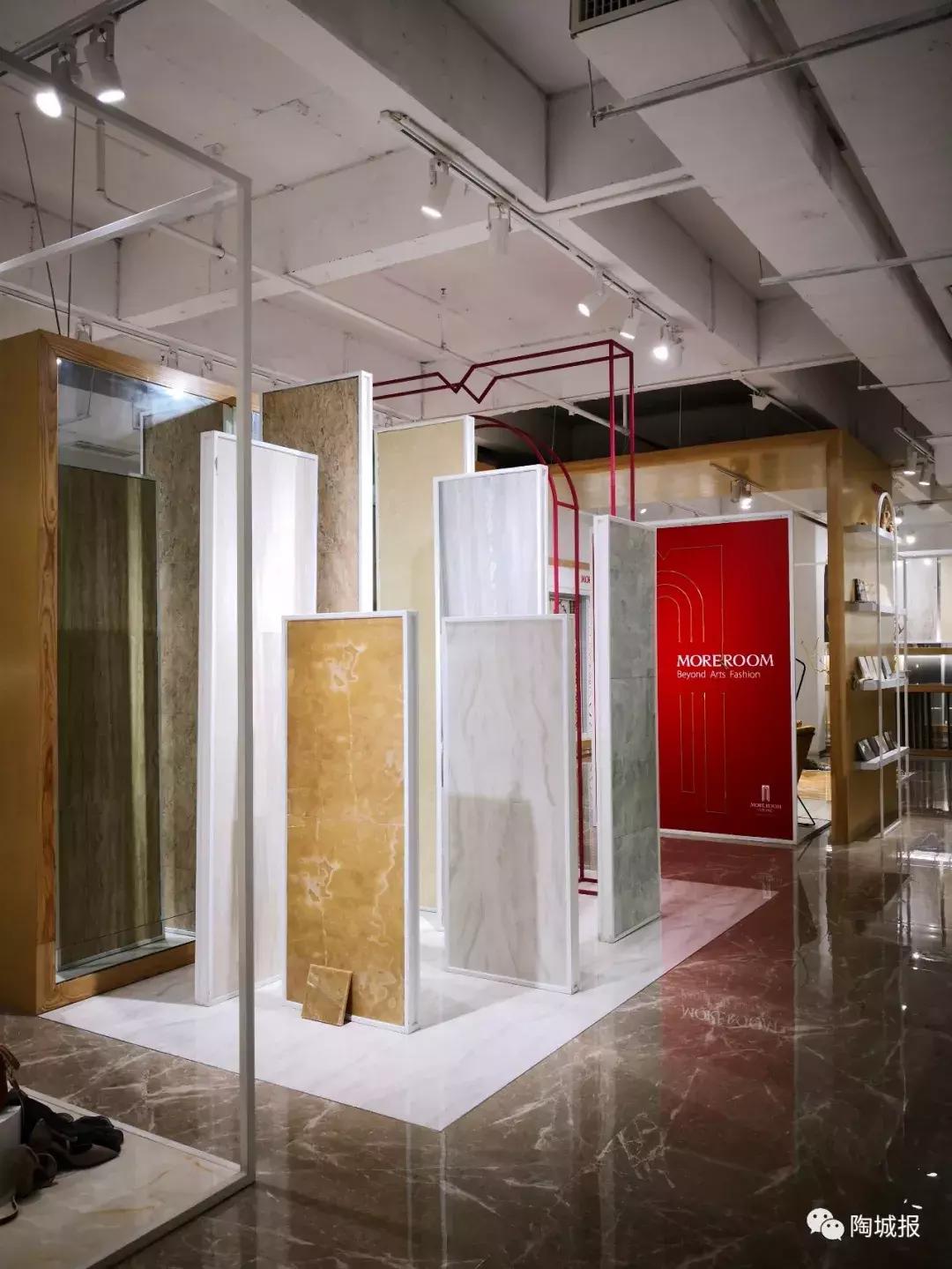 你肯定没见过这些美成仙的瓷砖展厅，估计在这里搬砖都要穿正装！