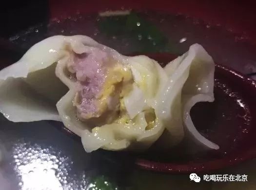 这么low的店，竟然这么多人抢着去吃