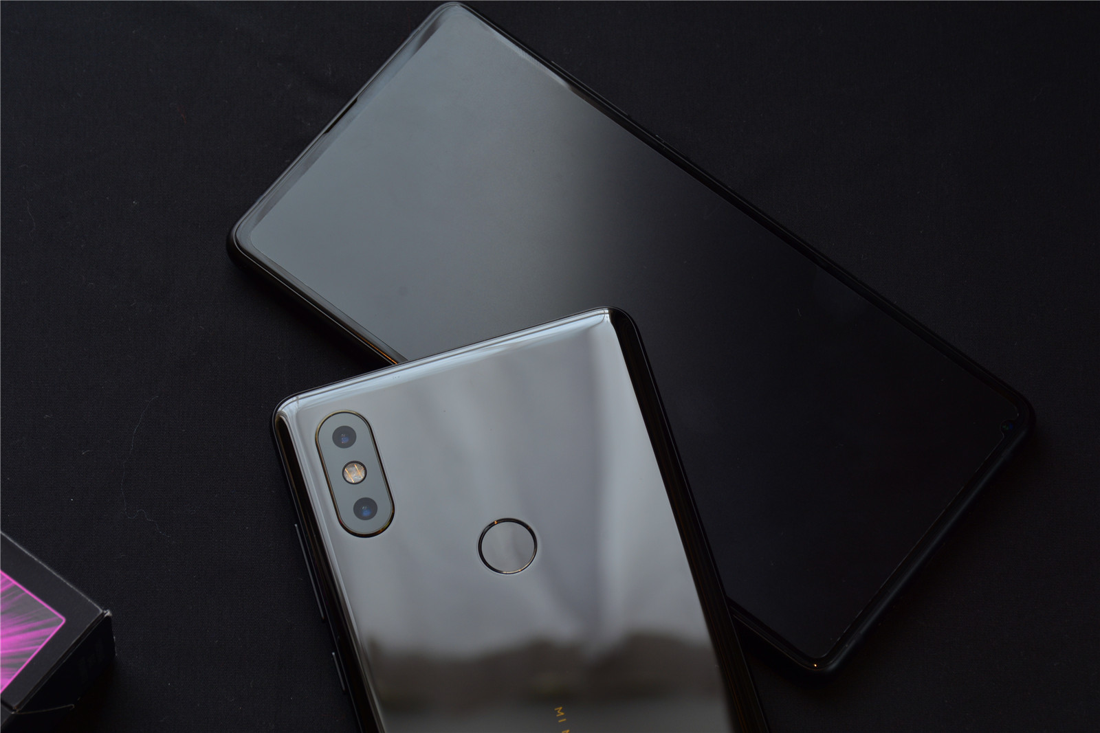 原来拍照才是它最大的亮点，小米MIX2正式发布拍照媲美三星S9