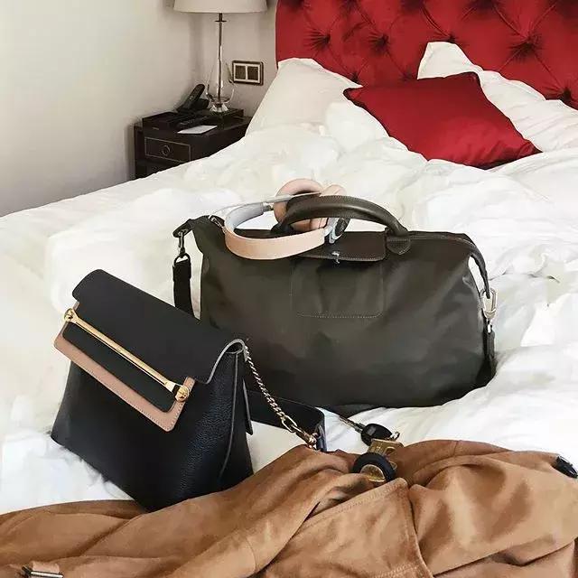 女士真皮包包100%真皮春夏款,今年春夏流行的包包