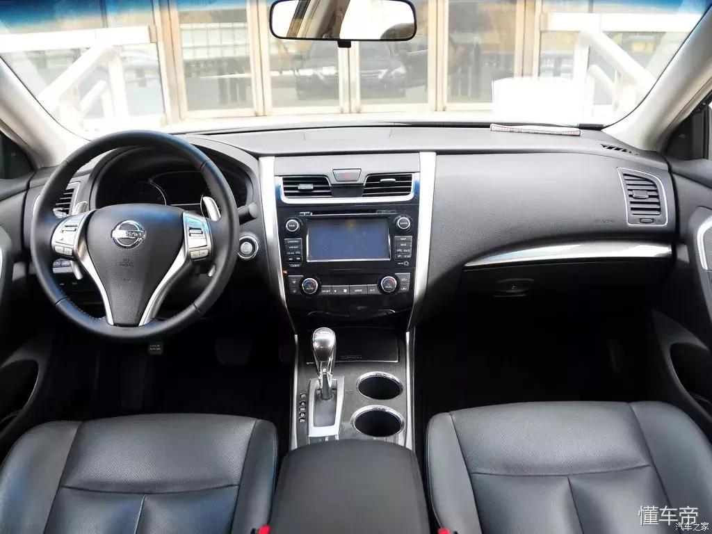 日产天籁沙发怎么样,都说天籁很舒服是真的吗