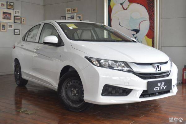 本田锋范1.5自动挡值得买吗,2023年本田锋范自动挡官方指导价