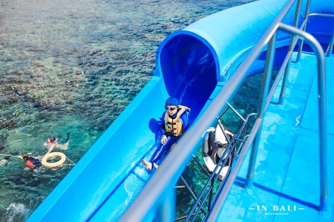 蓝梦岛海上浮台浮潜,蓝梦岛香蕉船滑水道浮潜视频