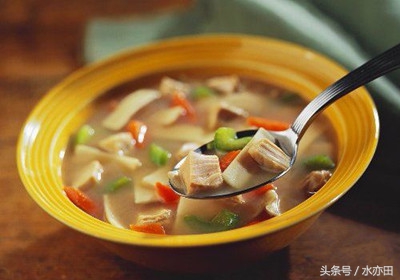 产妇可以吃天麻炖鱼头吗,坐月子哺乳期间可以吃天麻吗