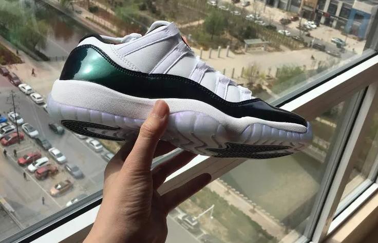 球鞋aj11变色龙复活节灰,aj11复活节鉴别方法