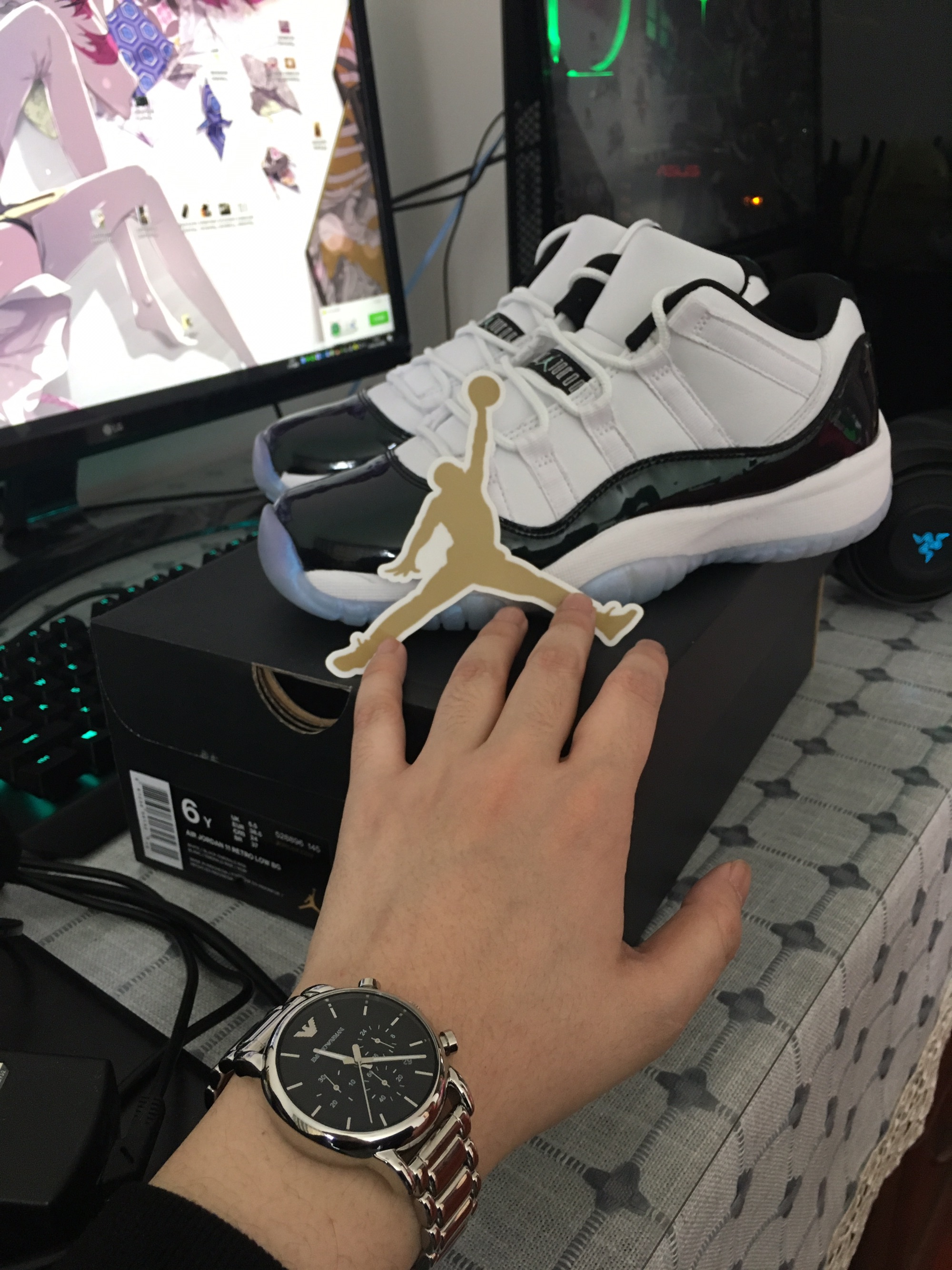 球鞋aj11变色龙复活节灰,aj11复活节鉴别方法