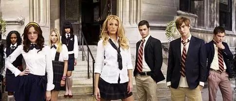 外国小哥看*片A**正爽,突然!发现男主角竟是自己数学老师!