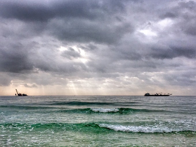 一路“王”下去----在三亚浪，把开会玩成度假！3