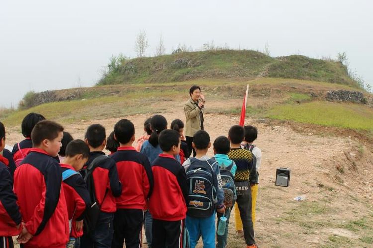放嘹亮凯歌展青春风采——寺湾镇中、镇小远足活动纪实