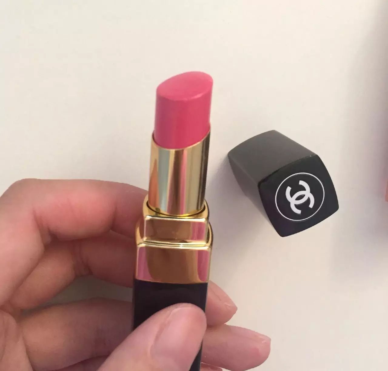 坚持正品拒绝假货,拒绝网上购买护肤品