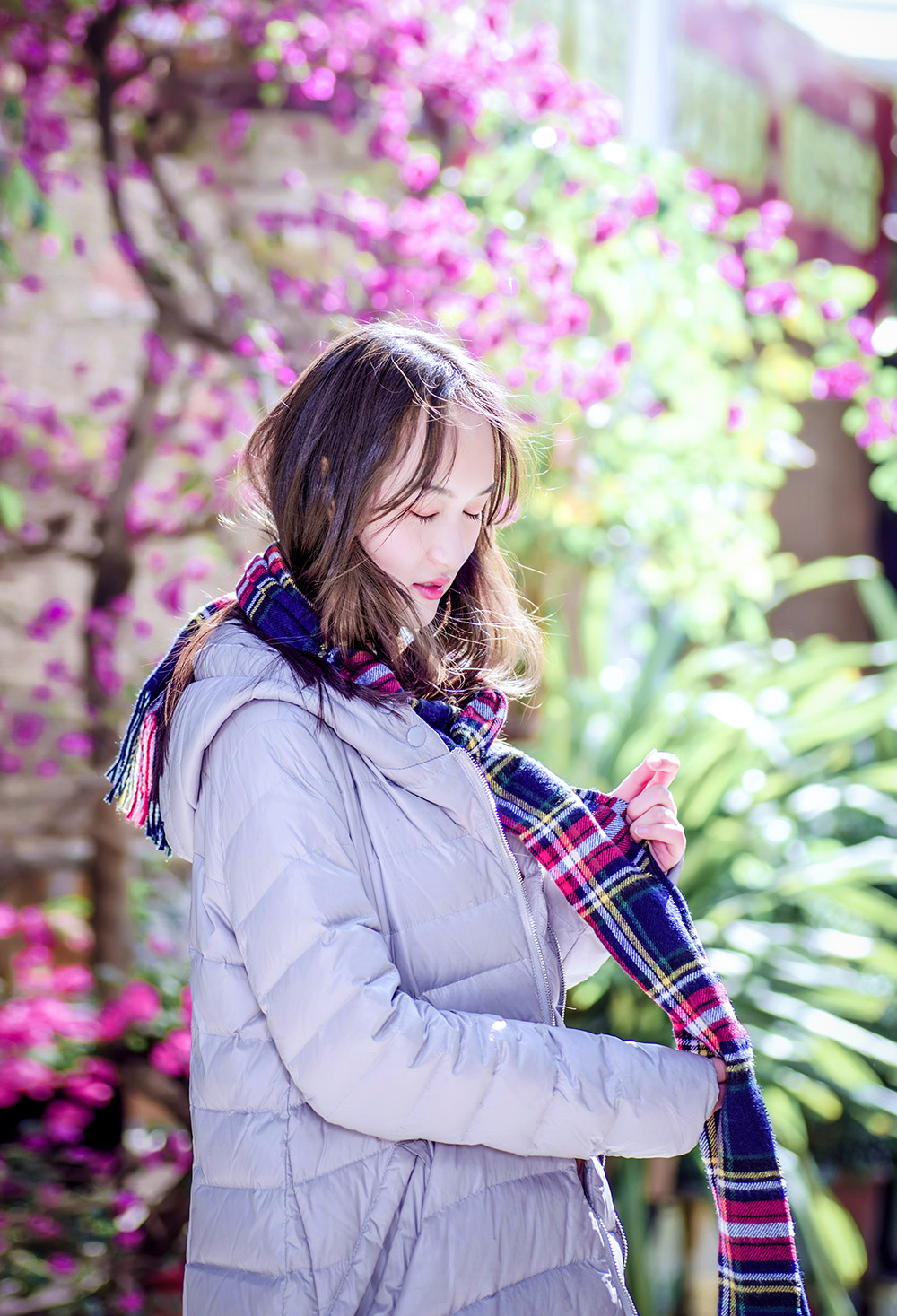 单反定焦和变焦对比,单反相机怎么选性价比高的