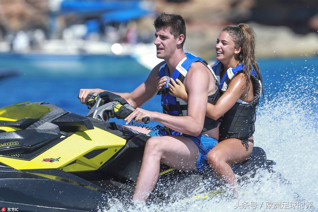 一个来自荷兰的老喷子：“裤袜”你要夹紧双腿