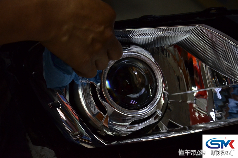 日产nv200小灯为什么常亮,nv200小灯怎么拆