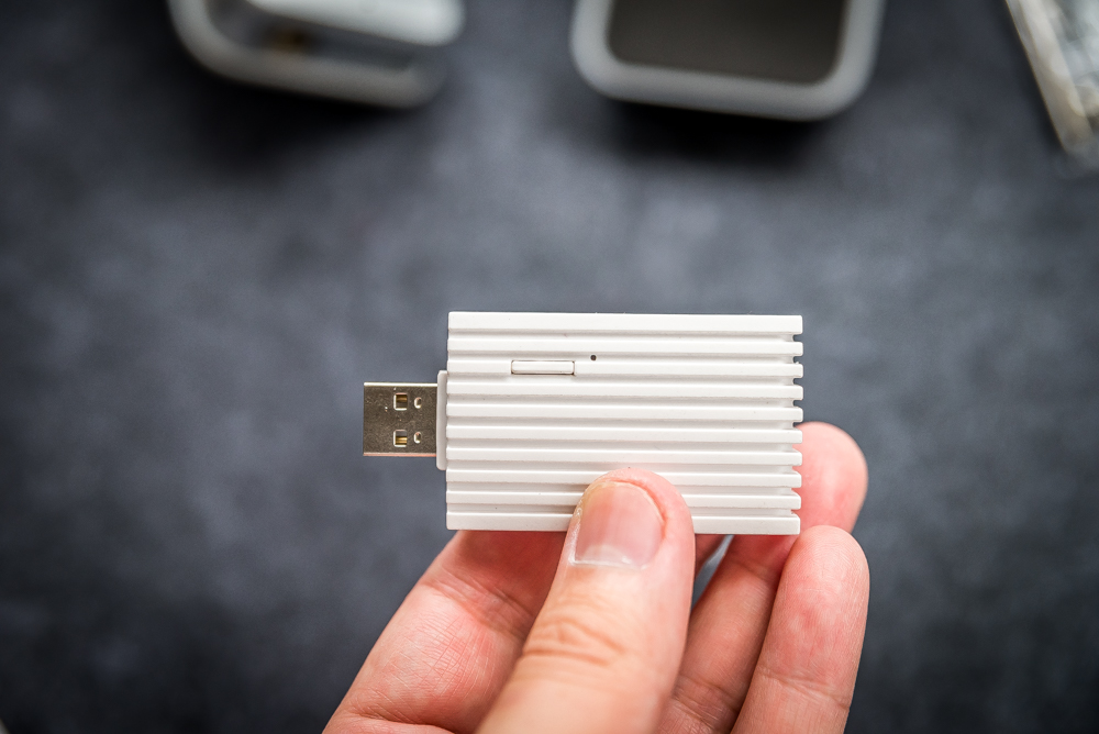 不仅能指纹识别，还可以微信开门，这款指纹锁操作666