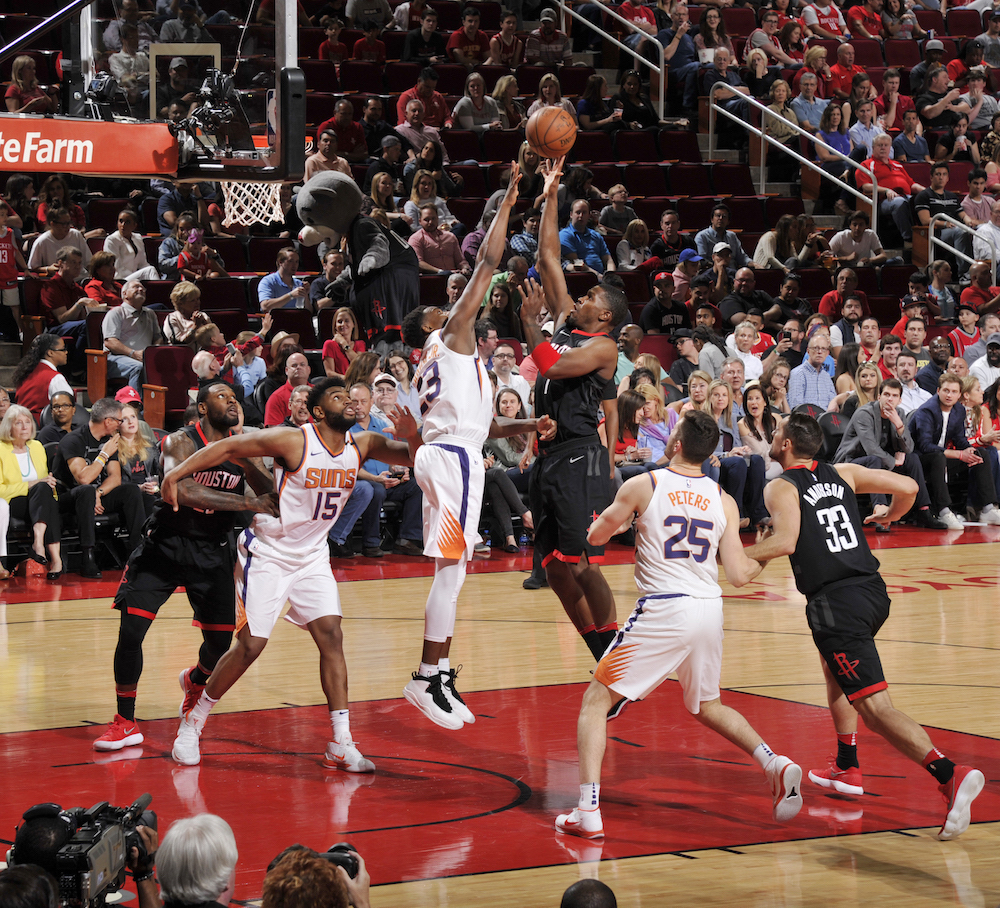 勒布朗最新战靴,勒布朗创造纪录