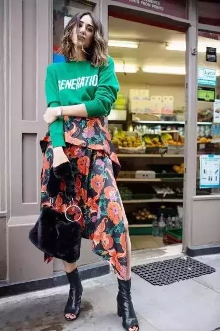 半身裙可以这样搭配你get到点了吗,半身裙的时髦穿搭示范