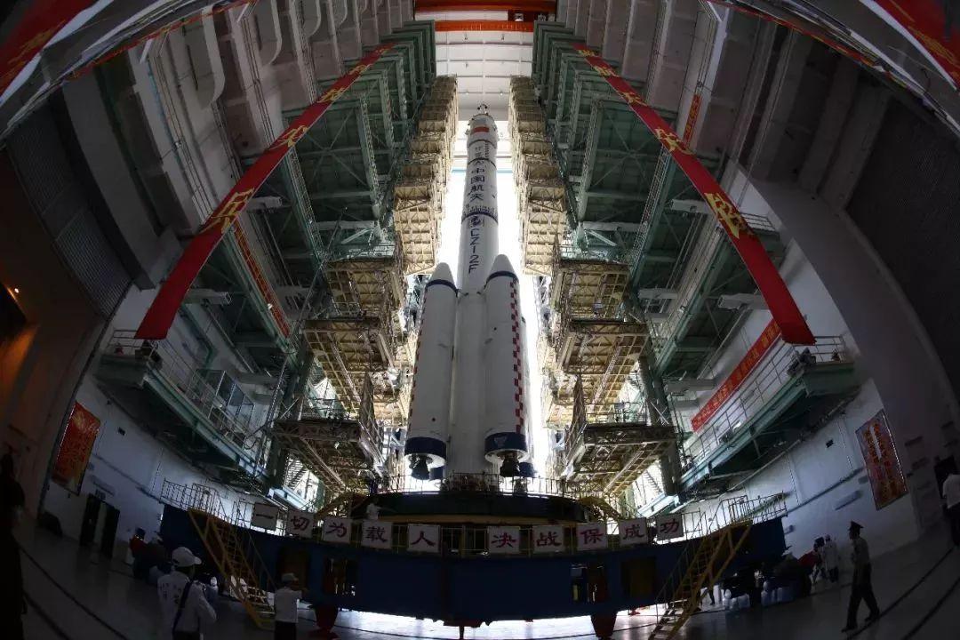 别了，天宫一号！谢谢你为我们指明去往星辰大海的道路！