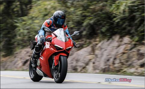 杜卡迪panigalev4新款座高区别,杜卡迪panigalev4speciale限量版