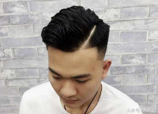 颜值比较高男生怎么剪头发呢,男生剪什么头发看着不显长