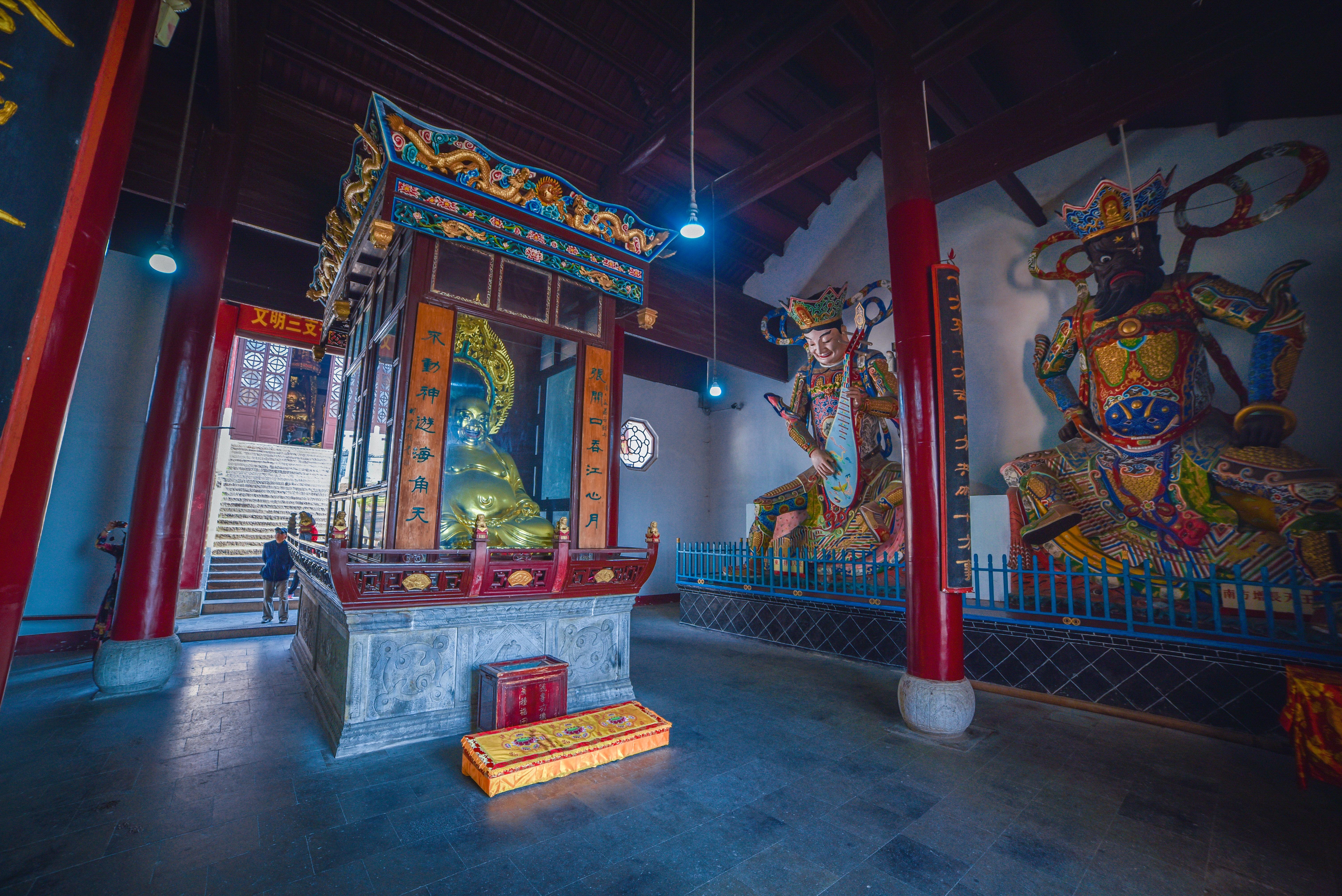 口吞江心月,神游海角天,八省通津第一寺夙愿